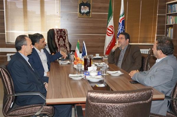 بازدید دکتر رحمانی رئیس محترم کمیسیمون صنعت، معدن و تجارت در مجلس شورای اسلامی از ساختمان جدید الاحداث اداره کل ارتباطات و فناوری اطلاعات استان آذربایجان شرقی