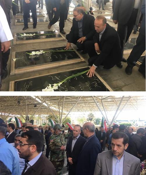 برگزاری مراسم غبارروبی مزار شهیدان 8 سال دفاع مقدس با حضور سرپرست ادارۀ کل ارتباطات و فناوری اطلاعات آذربایجان‌شرقی