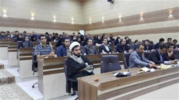 برگزاری کارگاه آموزشی کاربردهای فناوری اطلاعات و تجاری سازی در شهرستان ملکان