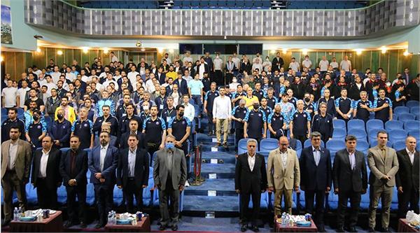 تجلیل از مدال آوران مسابقات آقایان المپیاد ارتباطات