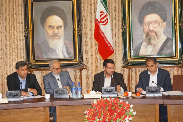 دکتر براری درنشست مسولان استان آذربایجان شرقی عنوان کرد:  وزارت ارتباطات آماده تامین بازار و ارائه تسهیلات به شرکت های دانش بنیان است