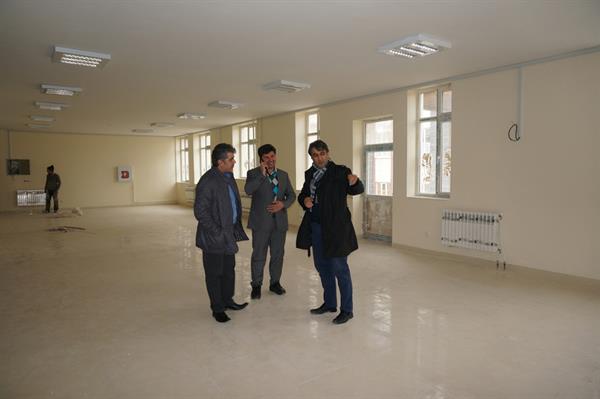 بازدید مدیرکل دفتر هماهنگی امور استانها از عملیات اجرائی ساختمان جدید اداره کل ارتباطات و فناوری اطلاعات استان آذربایجان شرقی