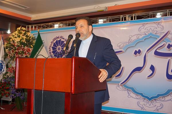 وزیر ارتباطات و فناوری اطلاعات گفت: بازار ترکیه، آذربایجان و روسیه فضای بسیار خوبی برای همکاری دارد و تجار ما باید برای کار با این سه کشور حساب ویژه‌ای باز کنند