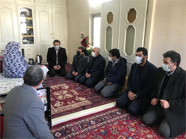 دیدار با خانواده شهدای شهرستان میانه