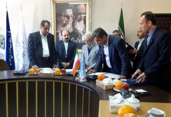 مدیر کل ارتباطات وفناوری اطلاعات آذربایجان شرقی خبر داد : پژوهشکده  ICT در دانشگاه تبریز و دانشگاه صنعتی سهند راه اندازی می شود